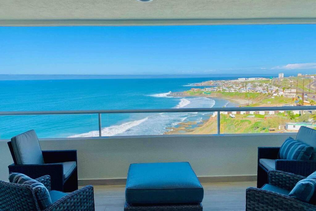 Beachfront Condo Close Puerto Nuevo, Papas, And Valle De Guadalupe Rosarito Exteriör bild