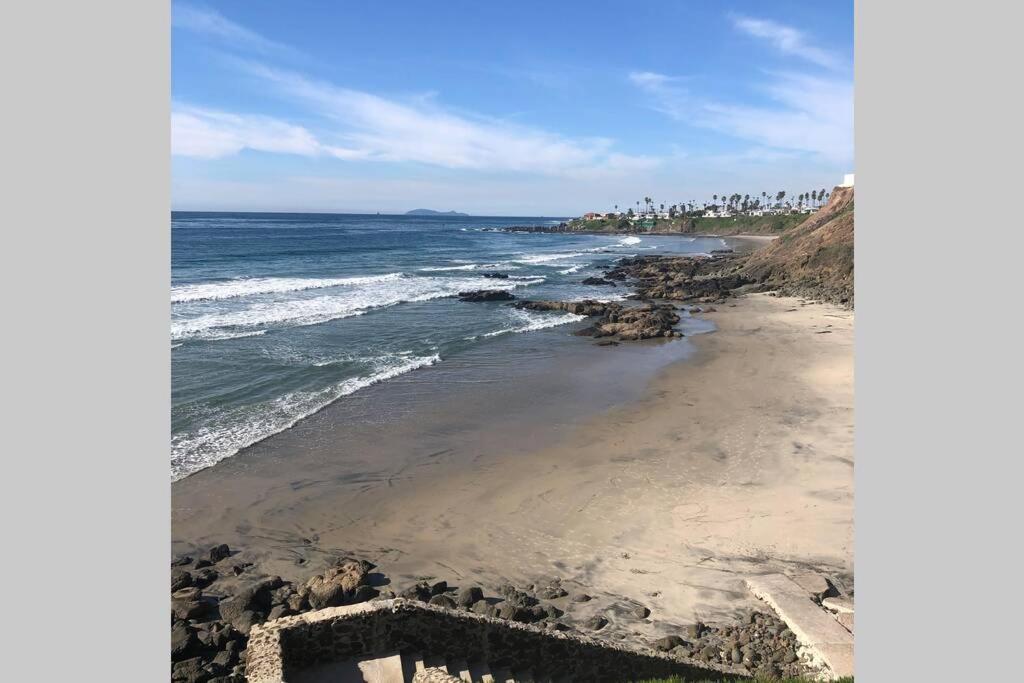 Beachfront Condo Close Puerto Nuevo, Papas, And Valle De Guadalupe Rosarito Exteriör bild