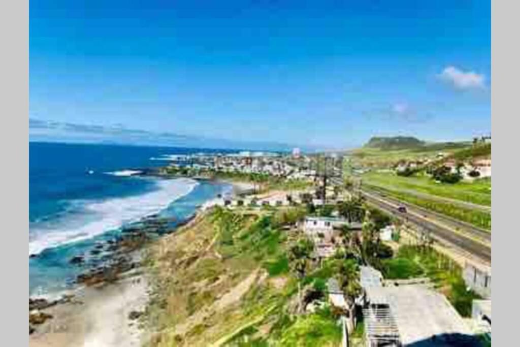 Beachfront Condo Close Puerto Nuevo, Papas, And Valle De Guadalupe Rosarito Exteriör bild